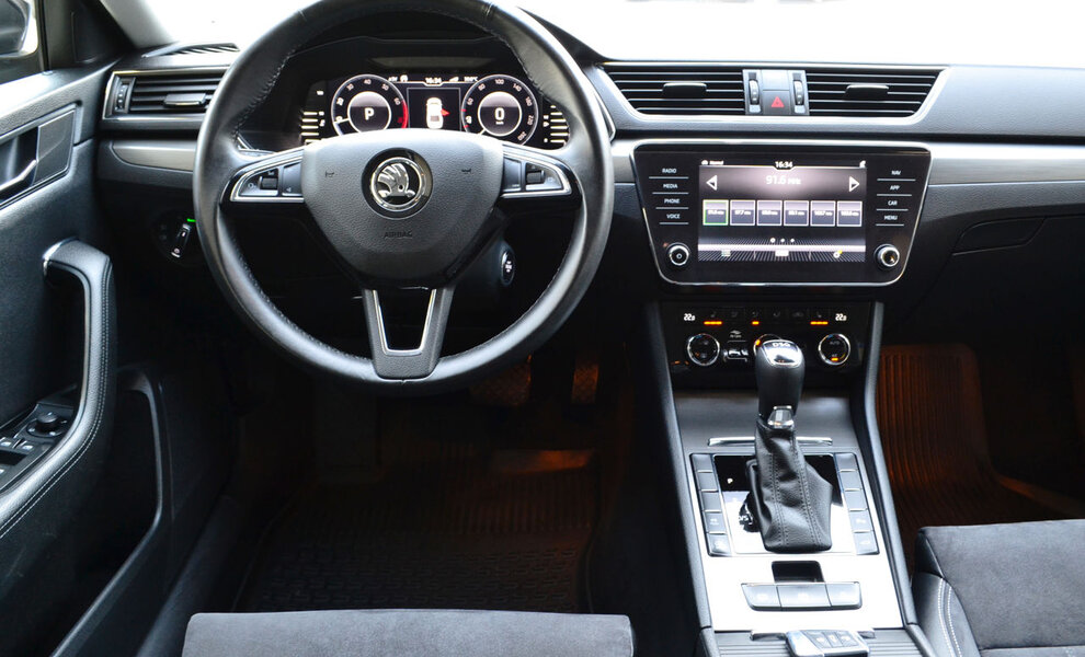 Skoda Superb 2020 - Image 5