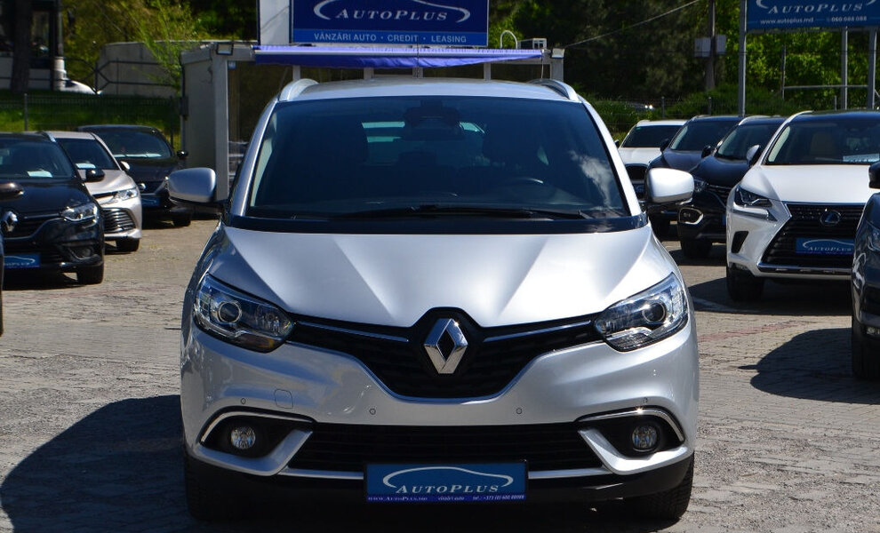 Renault Grand Scenic 2018 - Image 18