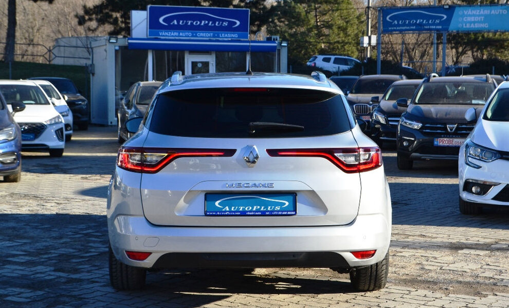 Renault Megane 2017 - Image 14