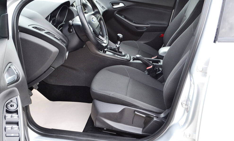 Ford Focus 2018 - Image 10