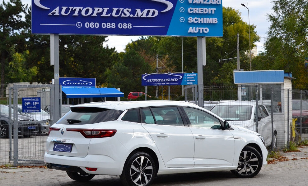Renault Megane 2019 - Image 2