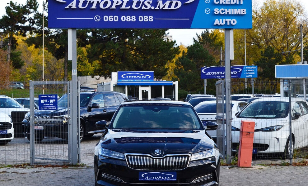 Skoda Superb 2021 - Image 21