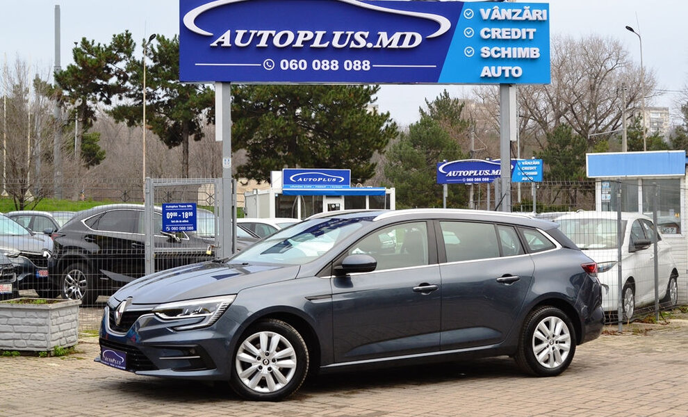 Renault Megane 2022 - Image 1