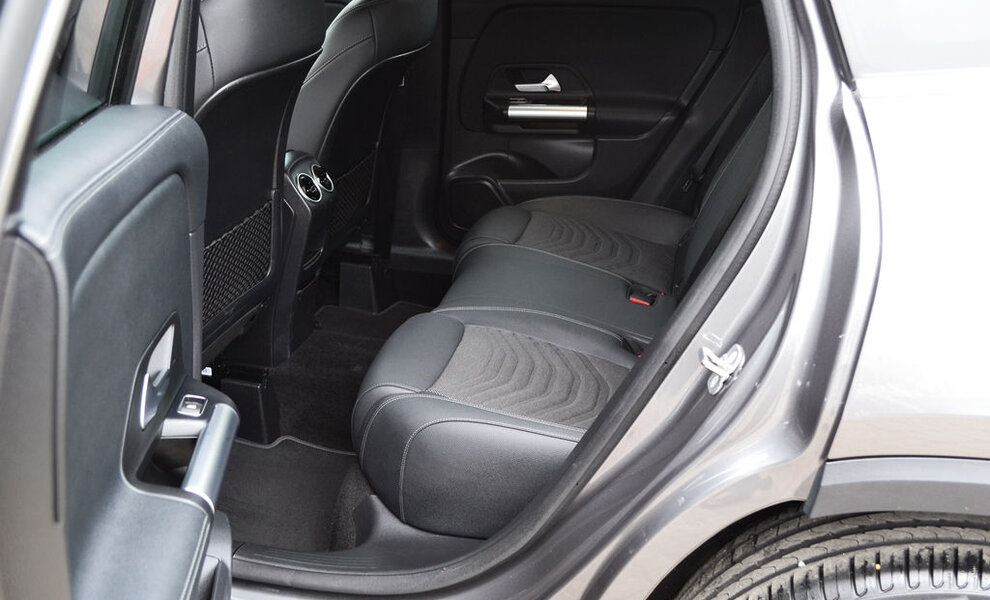 Mercedes GLA 2023 - Image 12