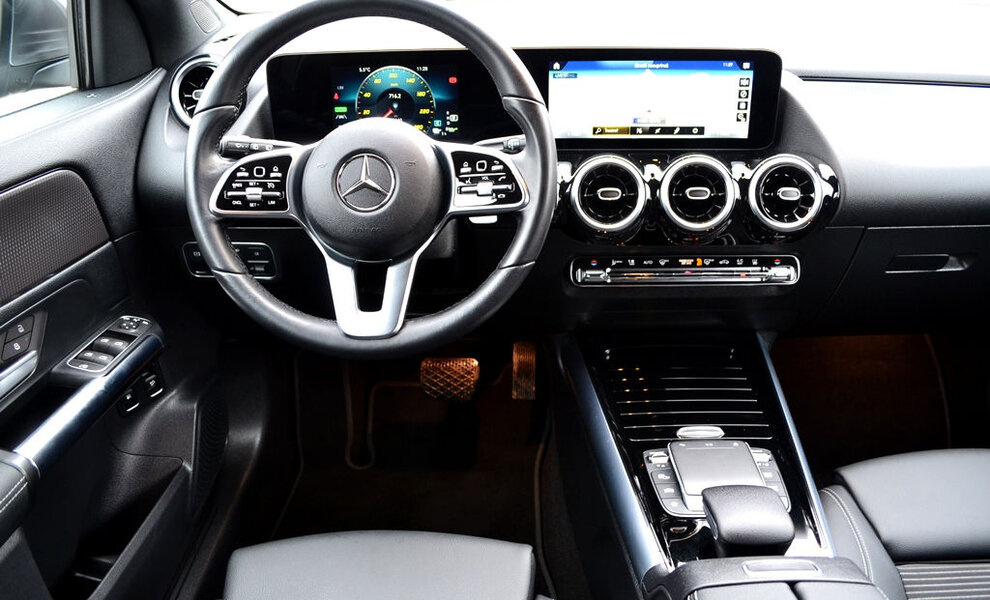 Mercedes GLA250e P-Hev - Image 5