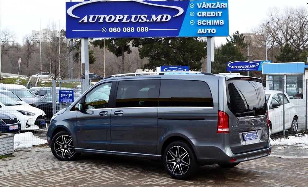 Mercedes V-Class 2022 - Image 4