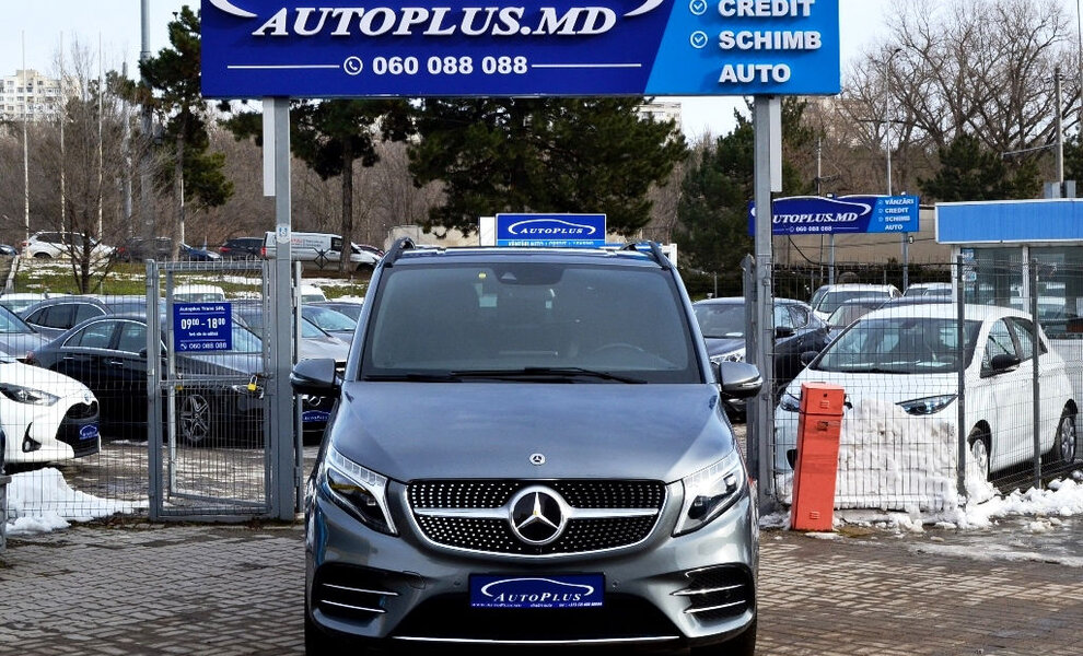 Mercedes V-Class 2022 - Image 20