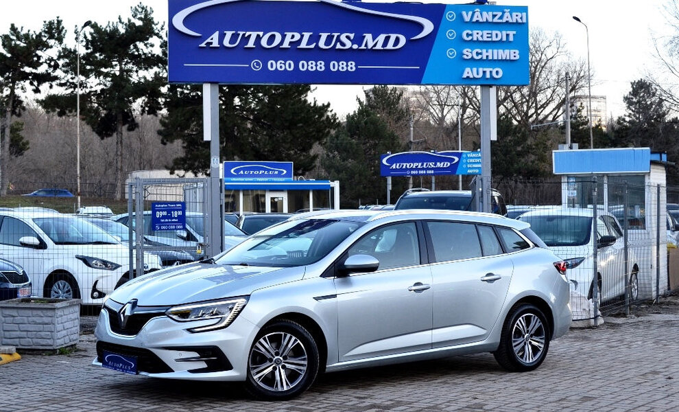 Renault Megane 2022 - Image 1