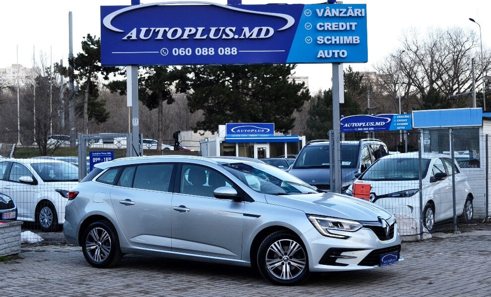 Renault Megane 2022 - Image 3