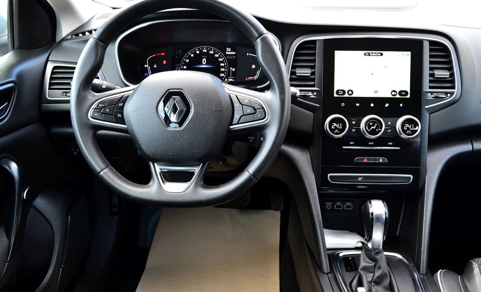 Renault Megane 2022 - Image 5
