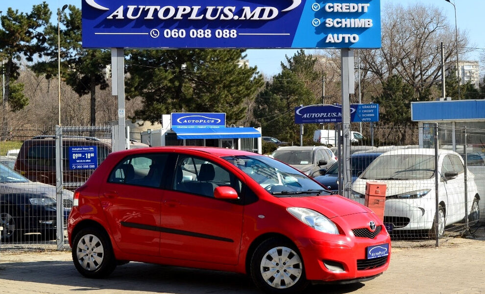 Toyota Yaris 2009 - Image 3