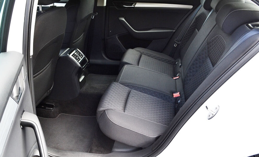 Skoda Superb 2021 - Image 12