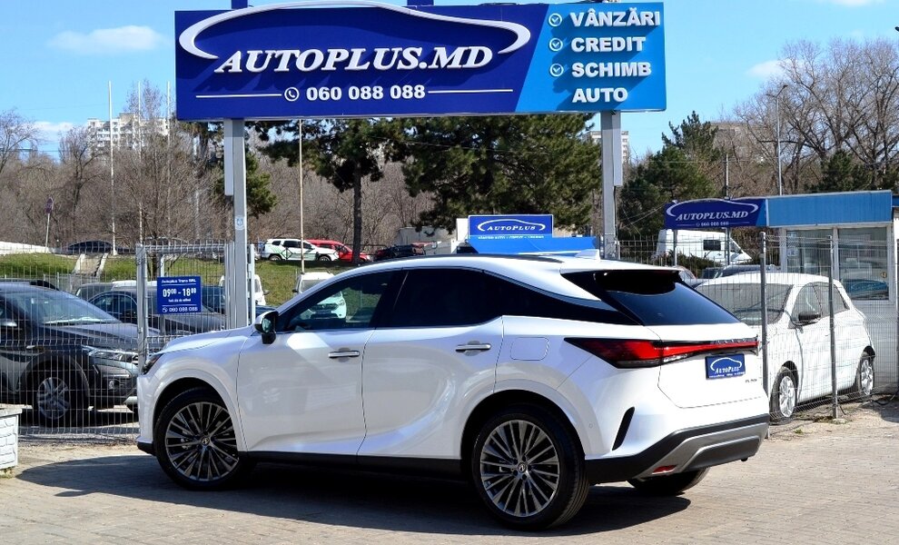 Lexus RX 450+ Luxury Line - Image 4