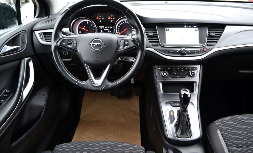 Opel Astra 2021 - Image 5