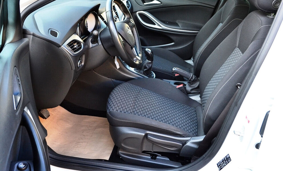 Opel Astra 2019 - Image 10