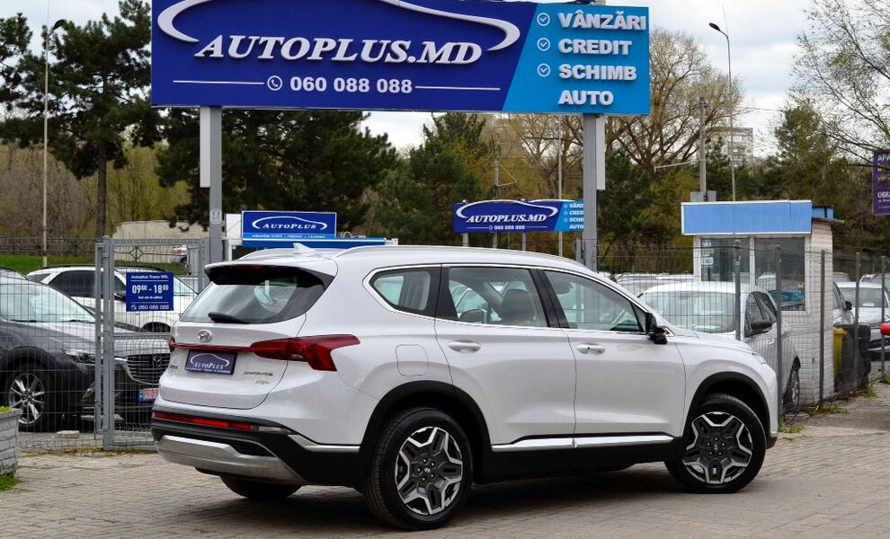 Hyundai Santa P-Hev - Image 2