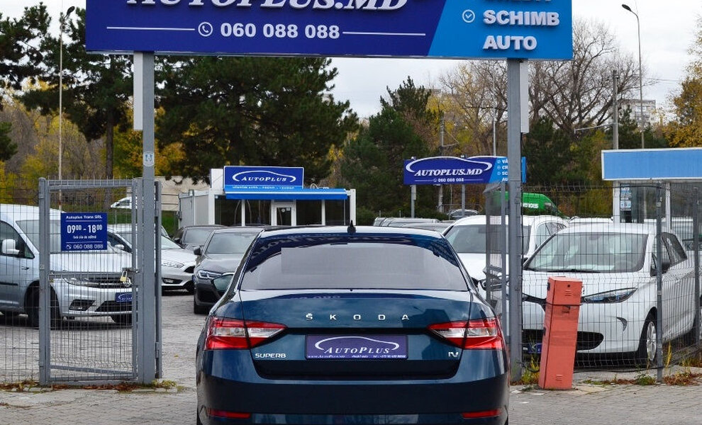 Skoda Superb 2020 - Image 17