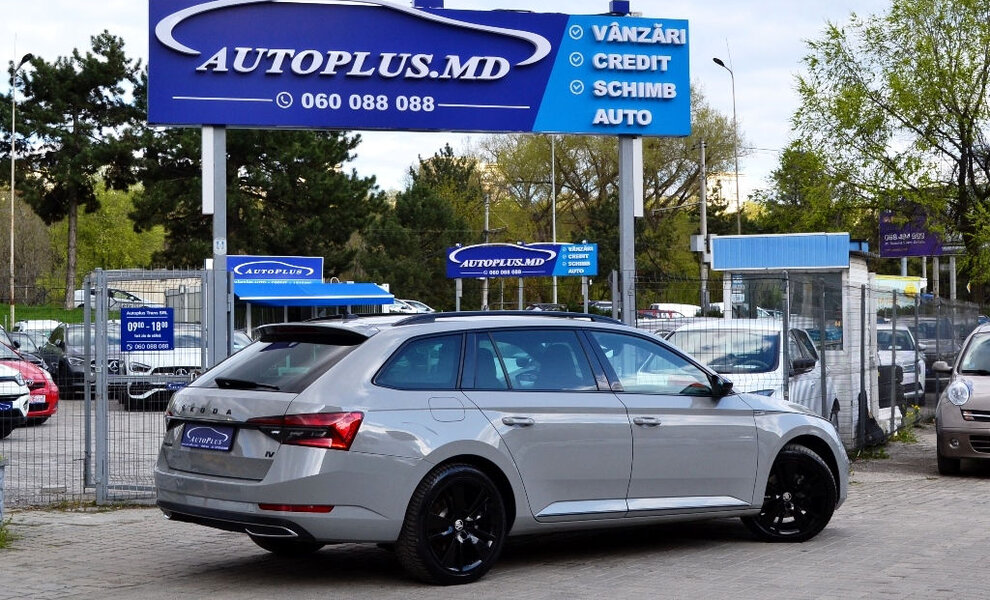 Skoda Superb SportLine - Image 2