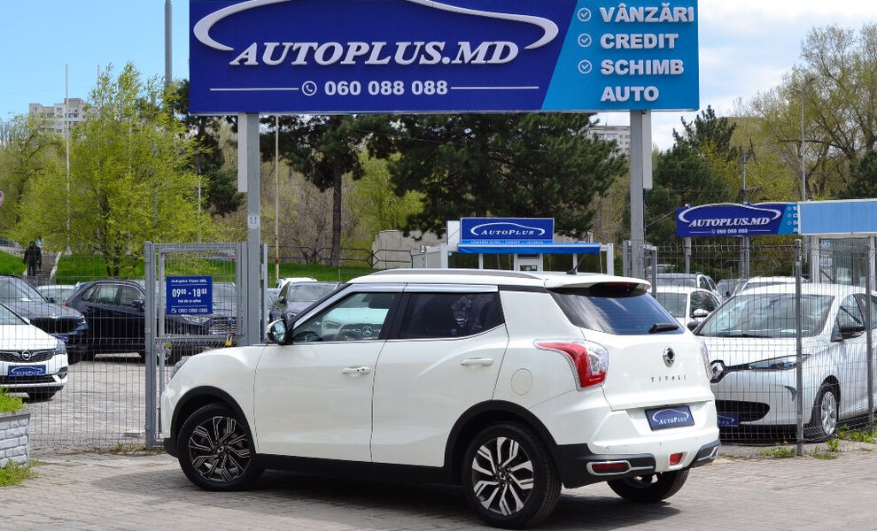 SsangYong Tivoli - Image 4