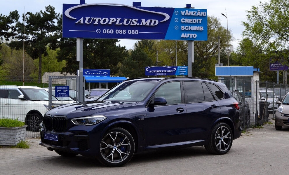 BMW X5 45e xDrive Facelift (G05) M Package - Image 1