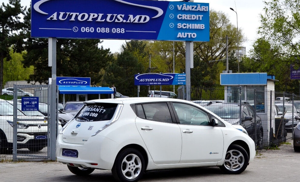 Nissan Leaf Accenta - Image 2