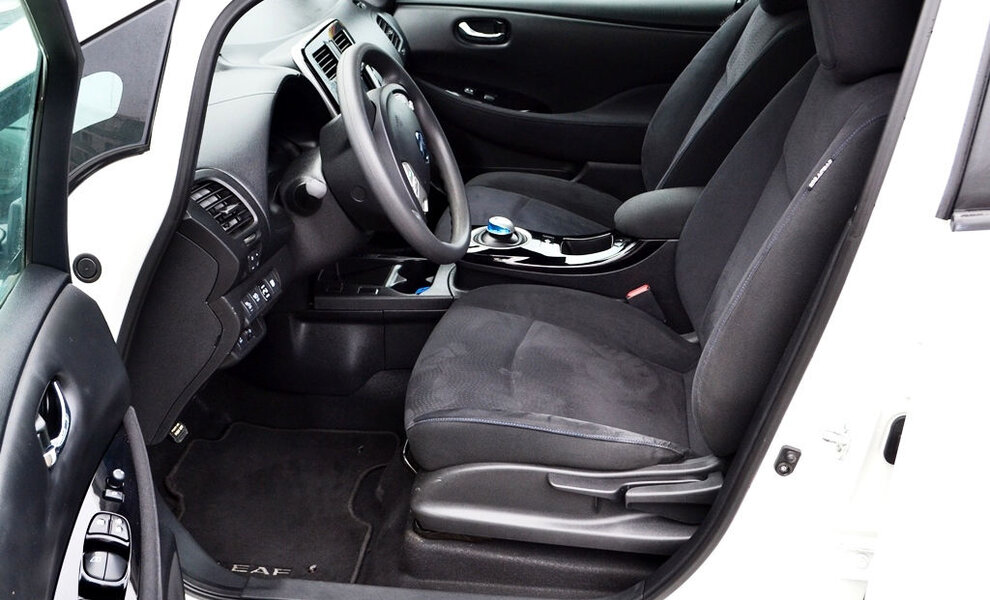 Nissan Leaf Accenta - Image 10