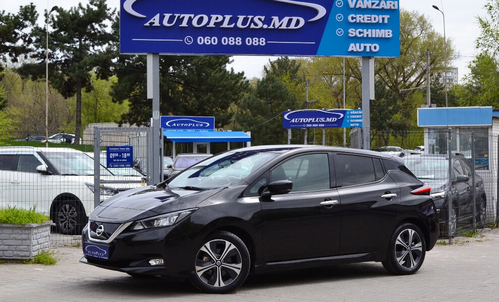 Nissan Leaf Tekna - Image 1