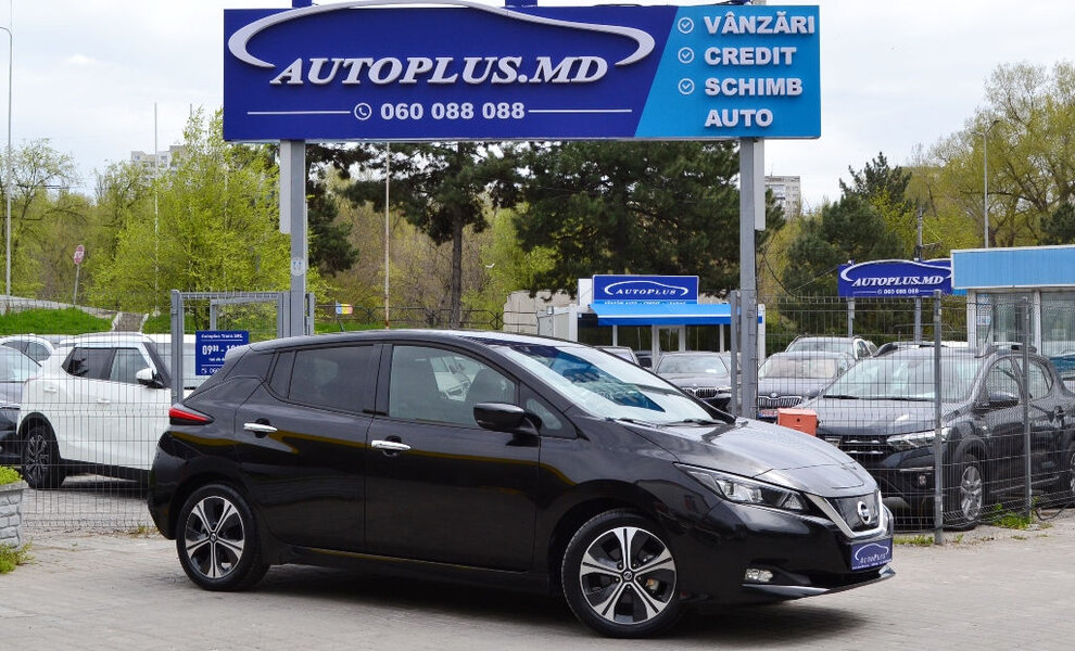 Nissan Leaf Tekna - Image 3