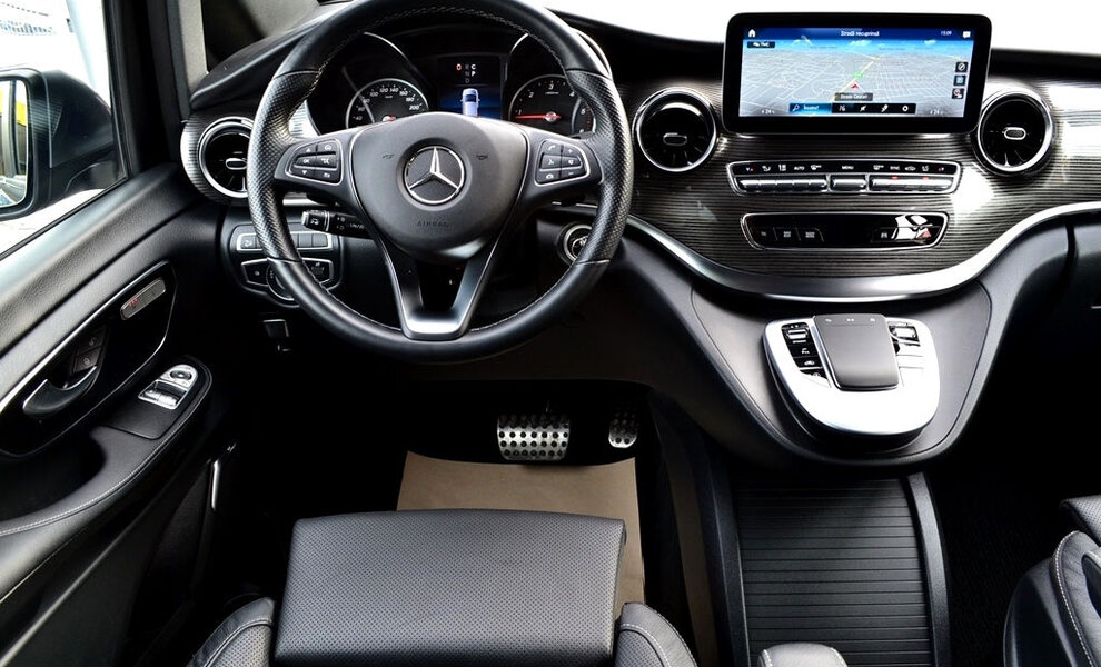 Mercedes V300d AMG Long - Image 5