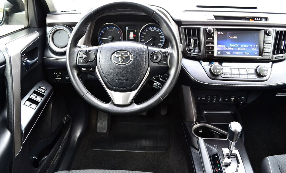 Toyota Rav4 - Image 5