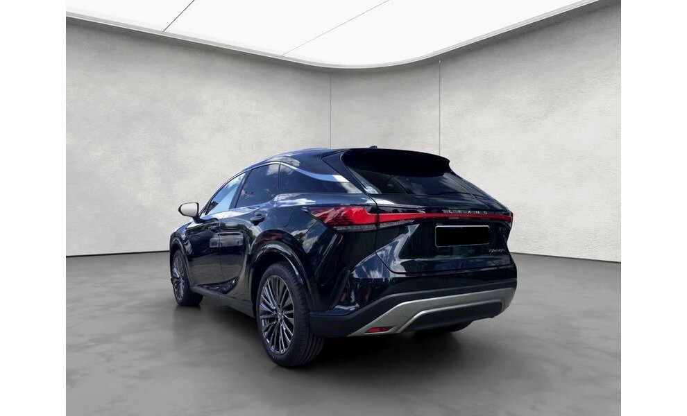 Lexus 450h+ LUXURY LINE - Image 4
