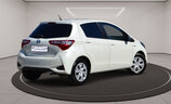 Toyota Yaris Hybrid - Image 2