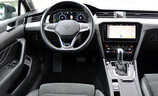 Volkswagen Passat 2021 - Image 5