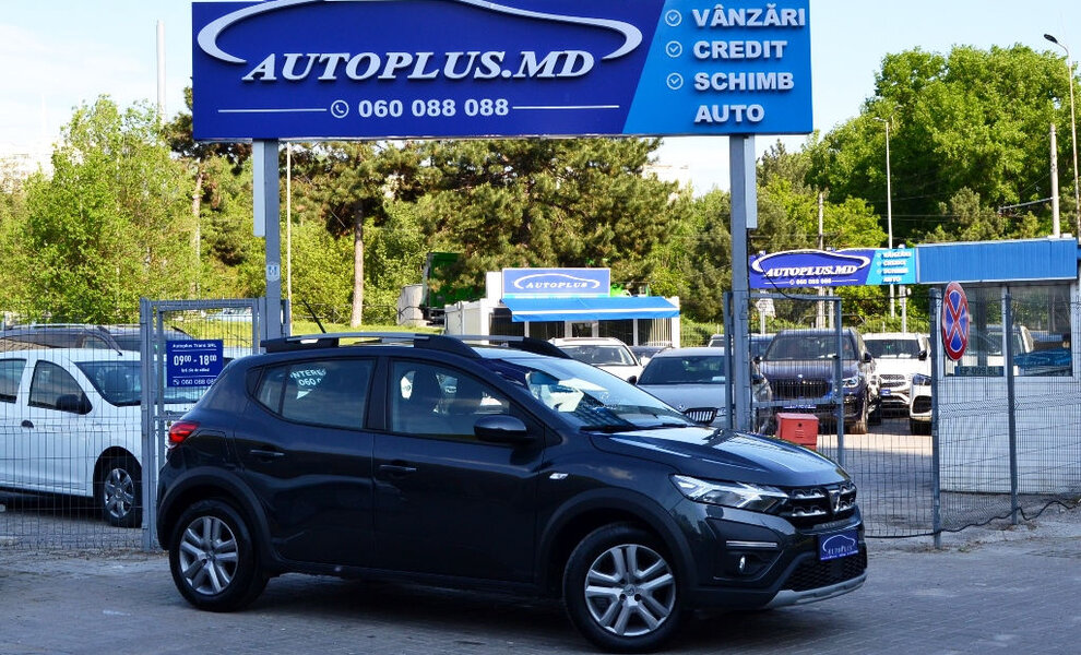 Dacia Sandero Stepway Automat - Image 3