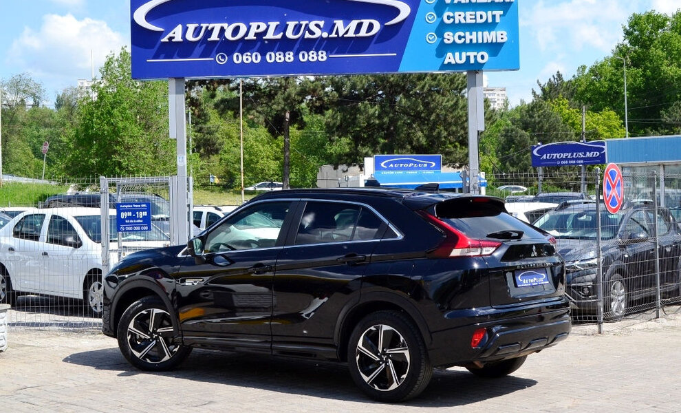 Mitsubishi Eclipse Cross pHev - Image 4