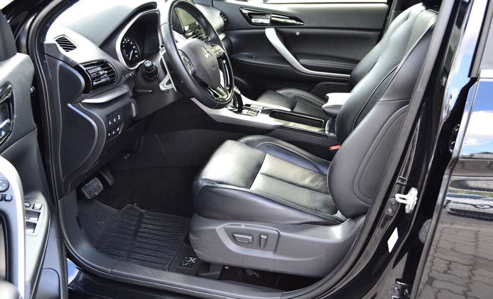Mitsubishi Eclipse Cross pHev - Image 11