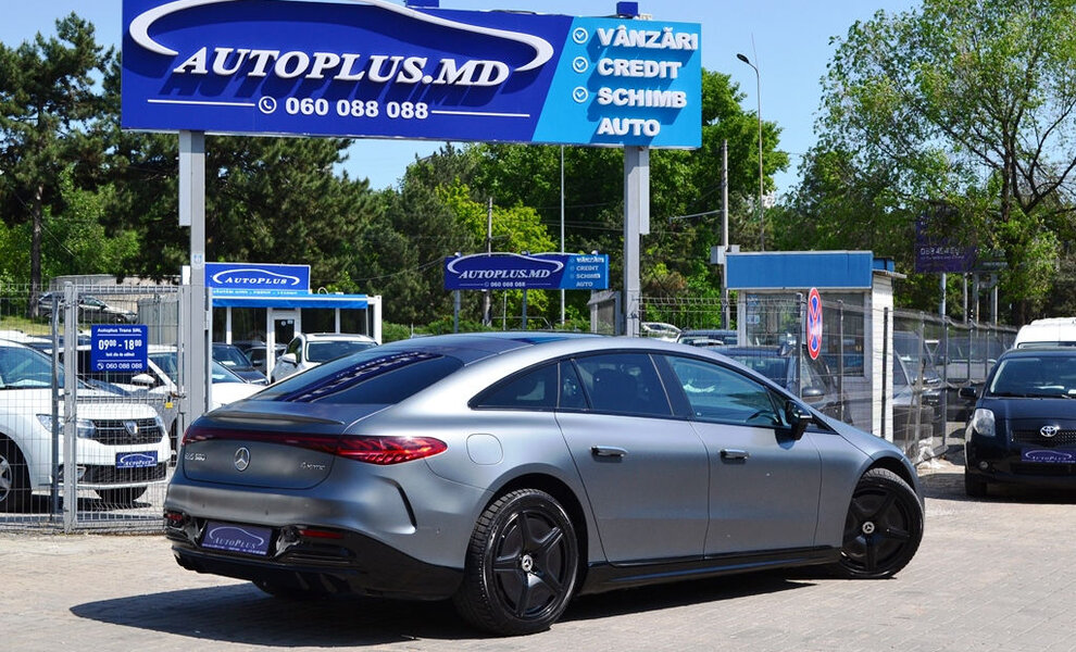 Mercedes EQS580 AMG Line 4Matic - Image 2
