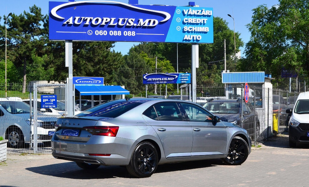 Skoda Superb SportLine - Image 2