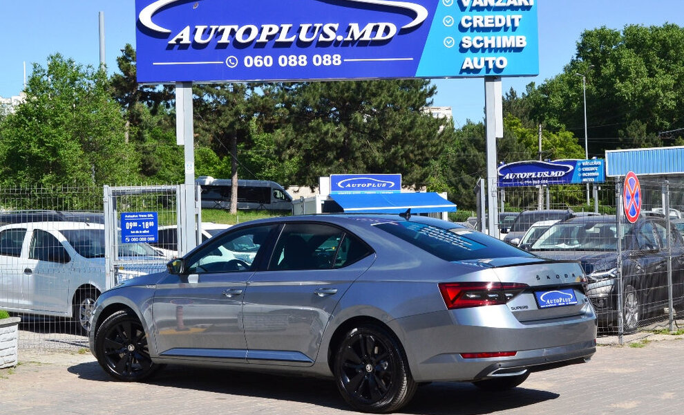 Skoda Superb SportLine - Image 4
