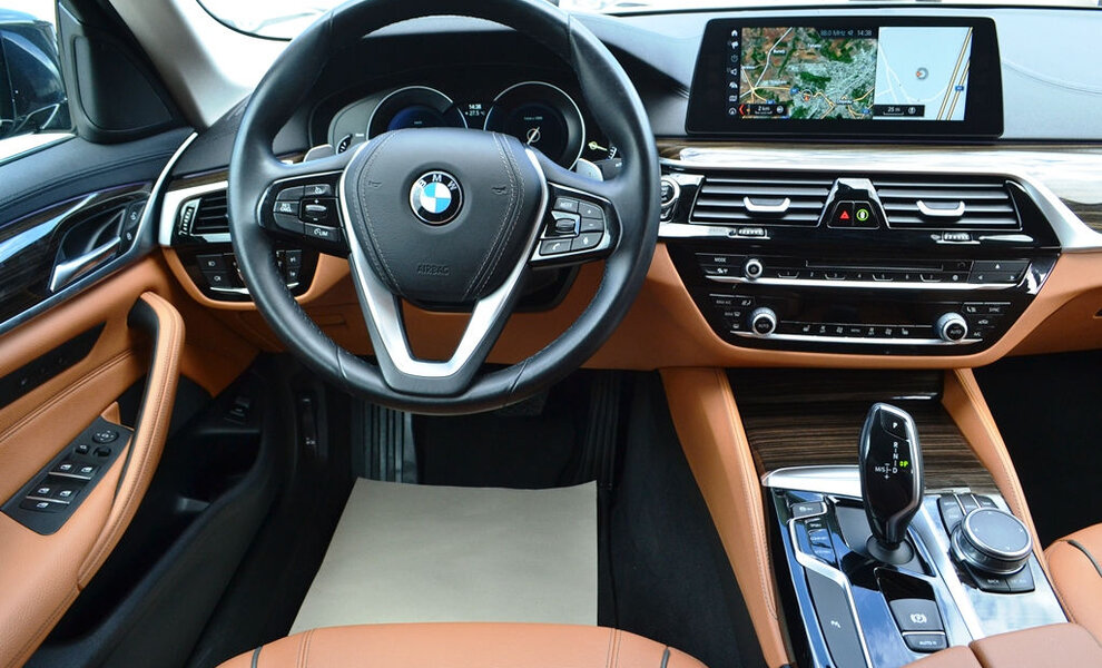 BMW 520d xDrive - Image 5