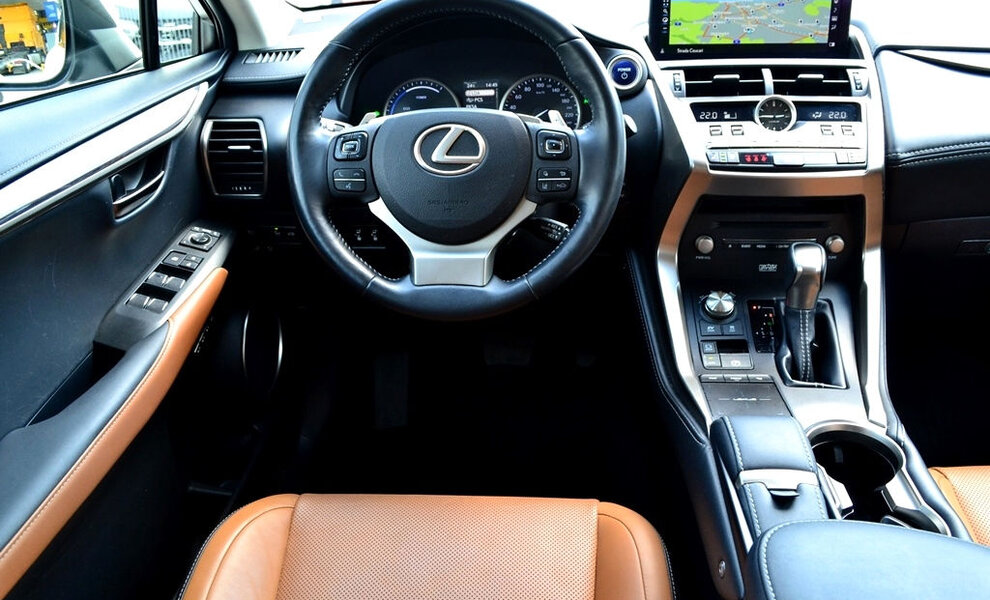 Lexus NX300h LUXURY Line - Image 5