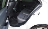 Lexus IS 300h - Image 11
