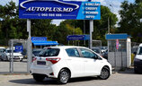 Toyota Yaris Hybrid - Image 2