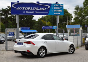 Lexus IS 300h