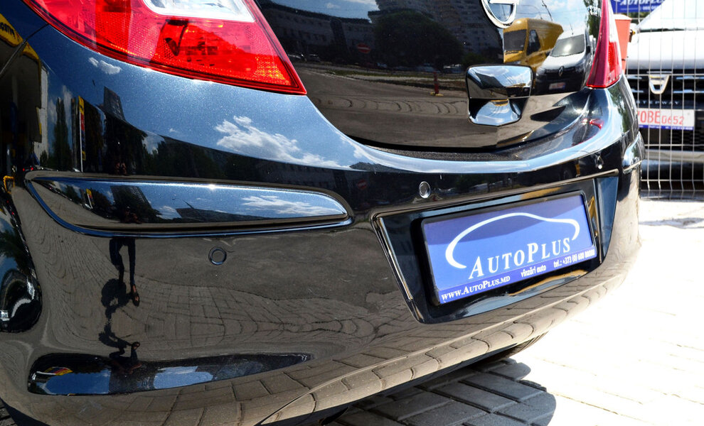 Opel Corsa - Image 11