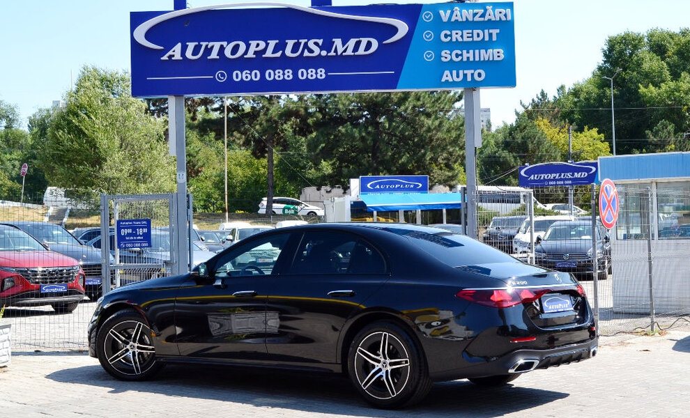 Mercedes E200 AMG Pack - Image 4