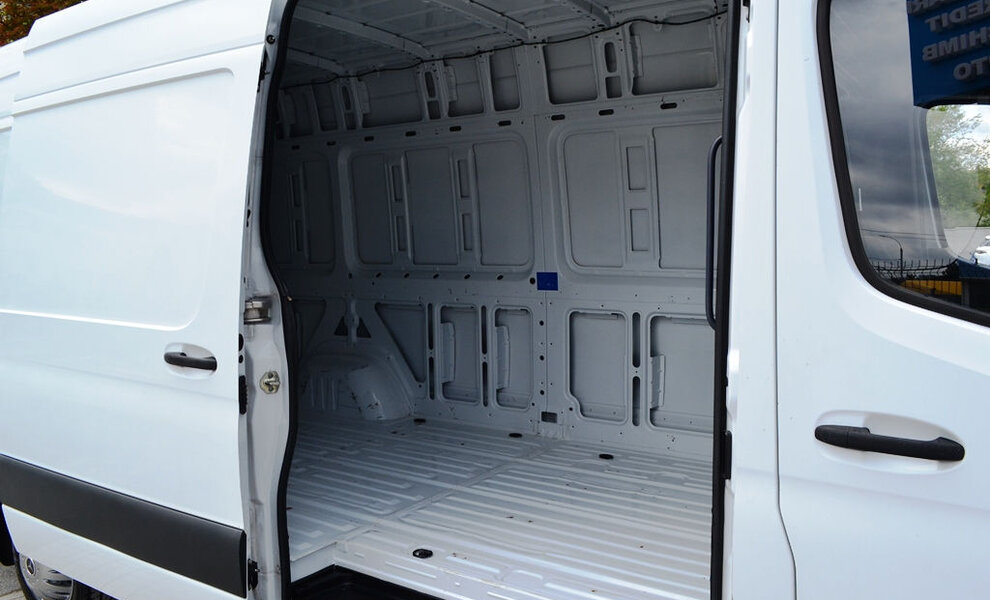 Mercedes Sprinter 316 L4H2 - Image 11