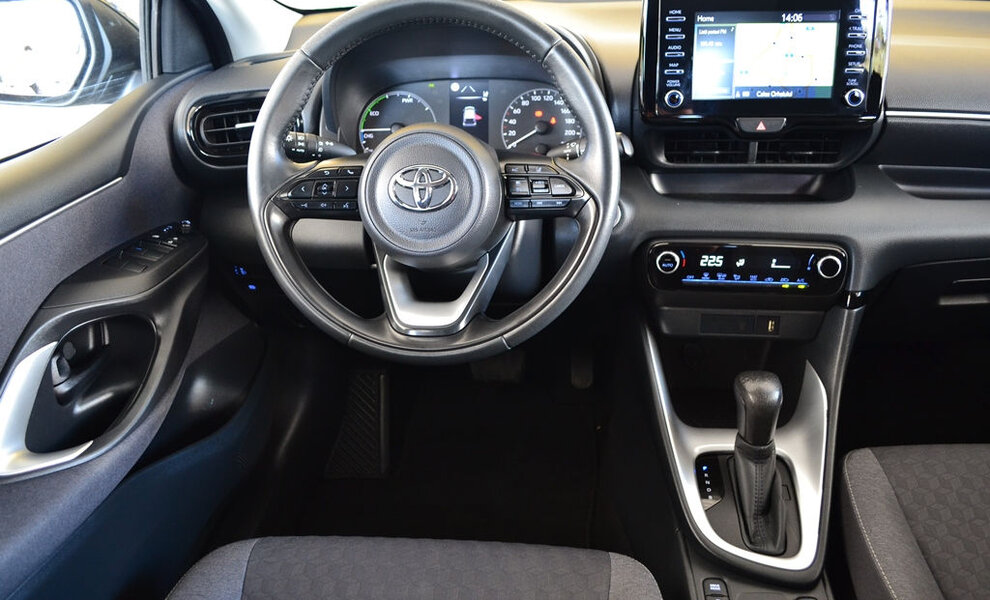 Toyota Yaris IV 2023 - Image 5