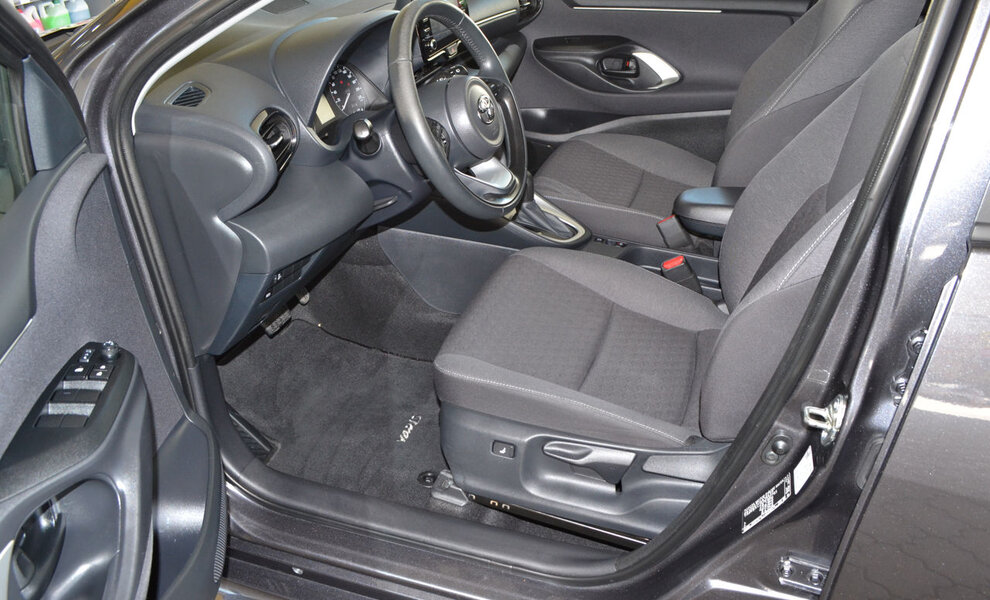 Toyota Yaris IV 2023 - Image 10