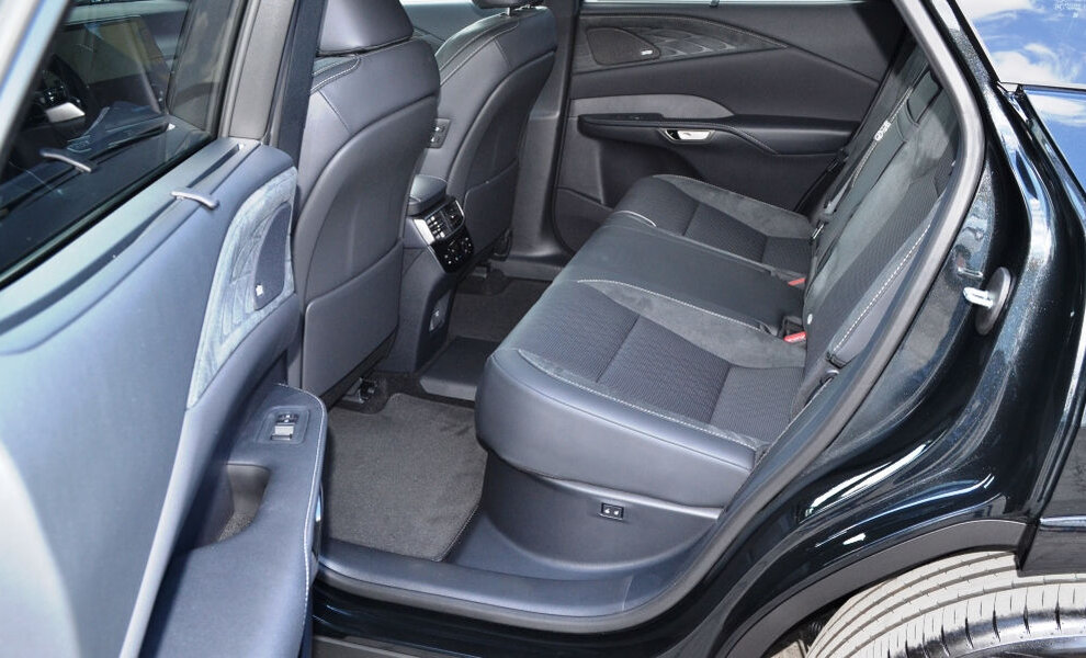 Lexus RX450h+ LUXURY LINE - Image 14